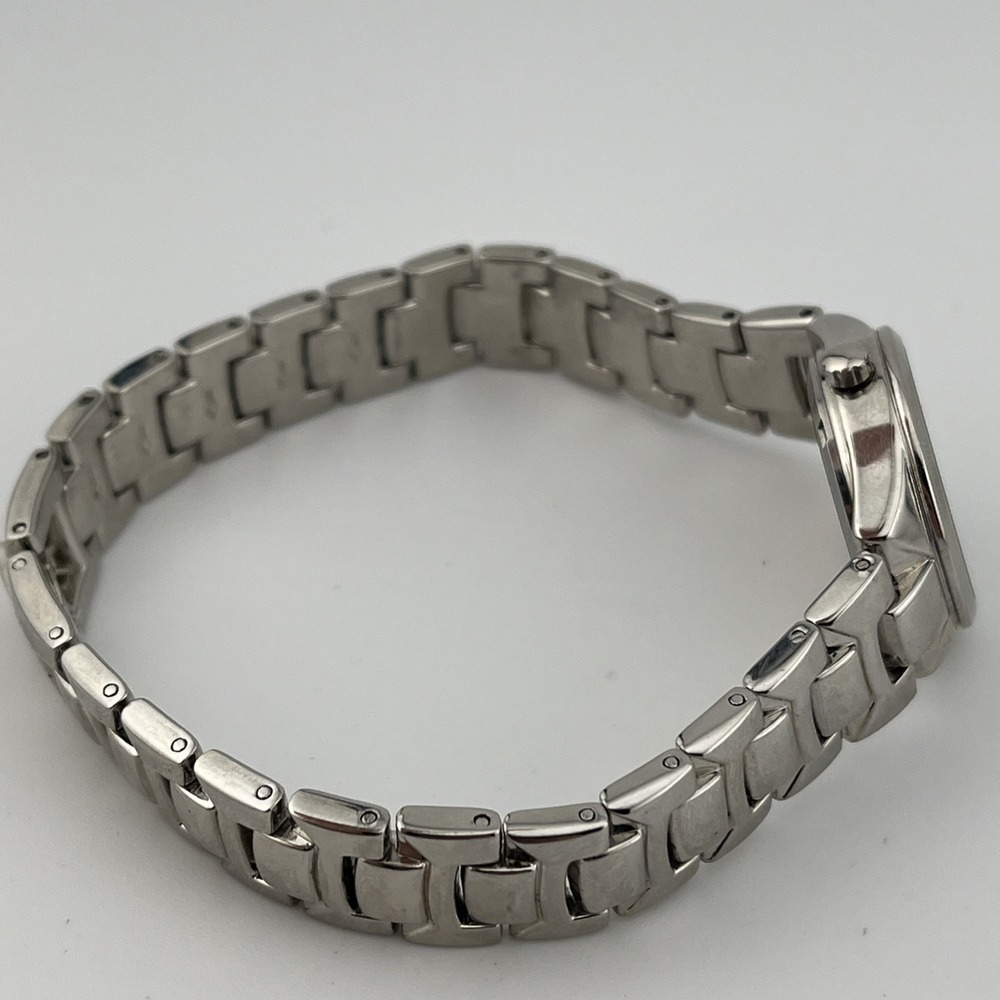 QMax Watch Women 24mm Silver Case 8" Band- New Battery - Picture 5 of 7